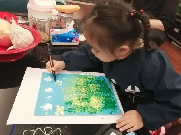 「你的育儿经」来自南京幼儿园的“春天散文诗”