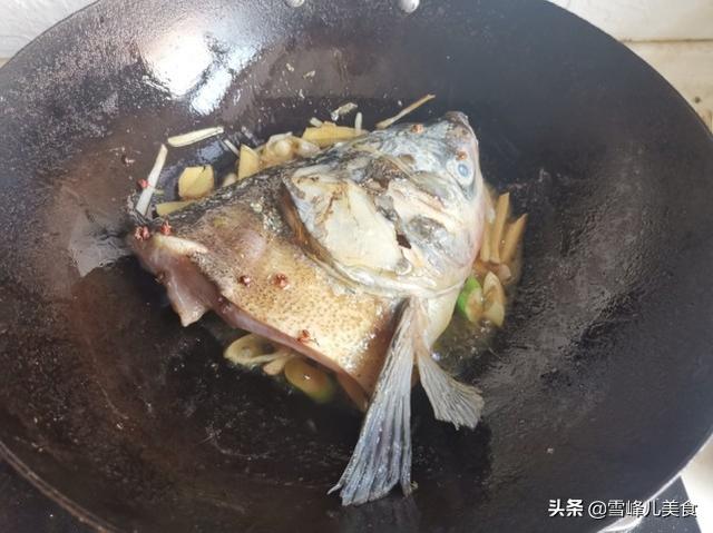 冬天多吃鱼头，鲜美好吃营养高比牛羊肉都好，老人孩子更要多吃