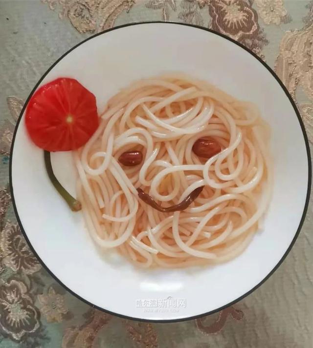 伊人|今天的温暖，都是这碗面给的｜人间烟火味，最抚凡人心