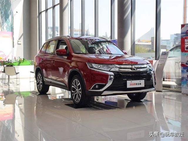 『乘车御剑』第三排形同虚设，有些7座SUV，真的只能当5座车用