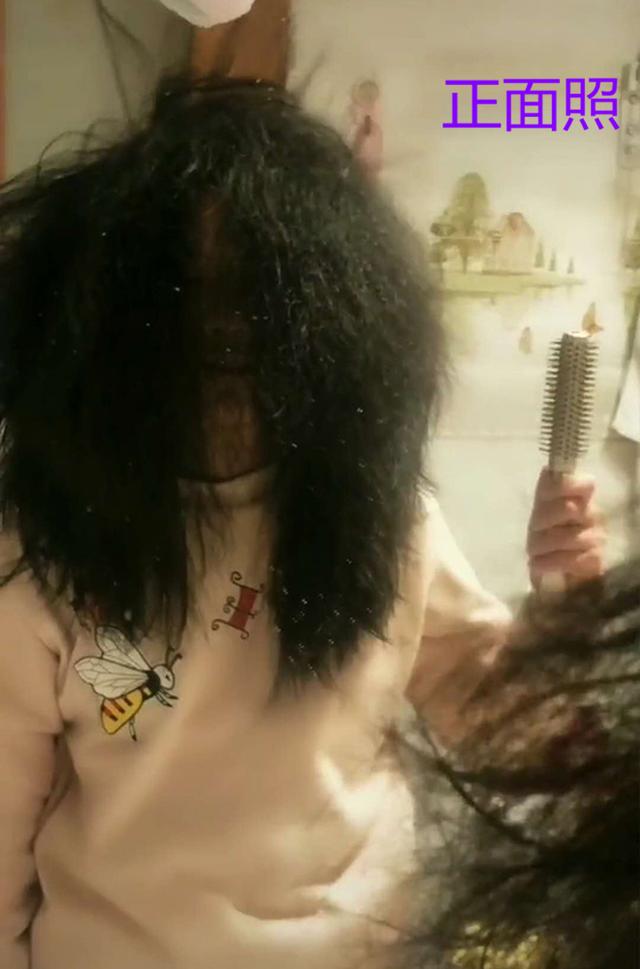 【超级宝妈】女孩因发型被封“狮王”，没吹干先出汗，网友：看过后有点酸