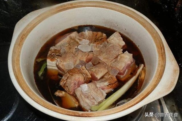 “东坡肉”和“红烧肉”区别在哪？口感、味道区别大，弄明白再吃