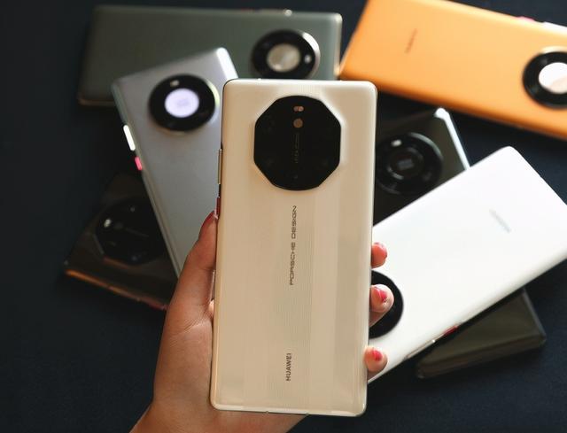 好评率高达99%，华为Mate40首销11秒售罄，遍地哄抢