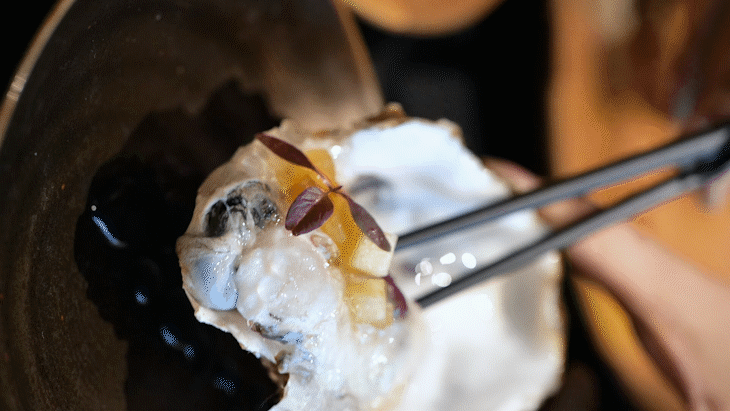 食材|一楼新派日料放题，二楼海鲜姿造，3千平方米独栋洋楼纵览湖光山色吃到爽