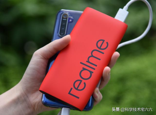 OPPO做了两年“性价比”手机，小米为何不慌张？