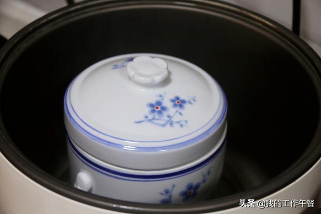 彼岸小姐|广东妈妈常炖这碗汤,孩子常喝少感冒,润喉利咽,比骨头汤好