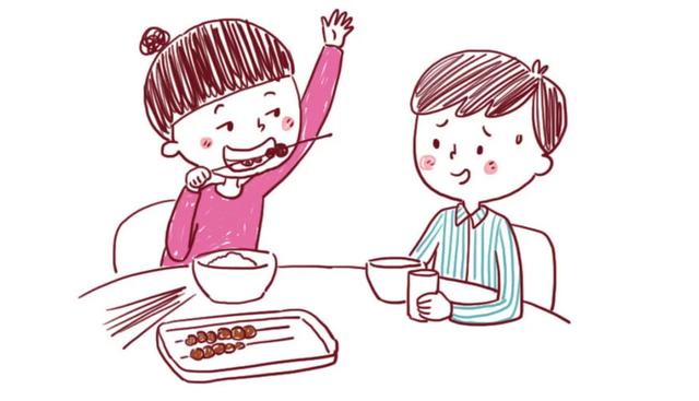 「超级宝妈」孕期准妈妈偷吃方便面被家人指责，其实偶尔一次无妨，开心就好