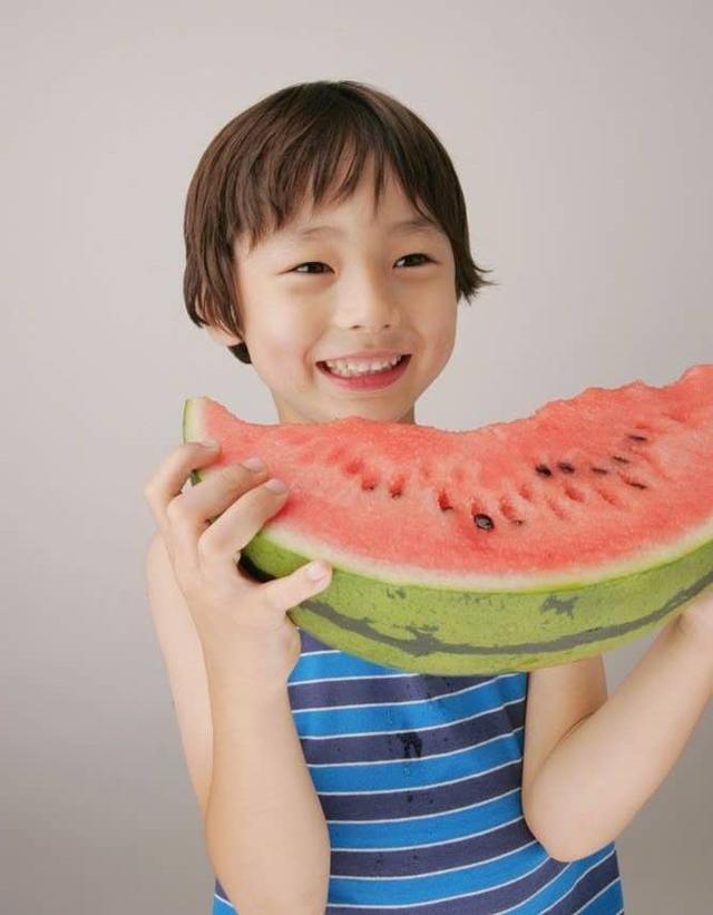 你的育儿经|5岁男童不吃不喝，积食入院，儿科医生：再疼孩子也别给他吃3物