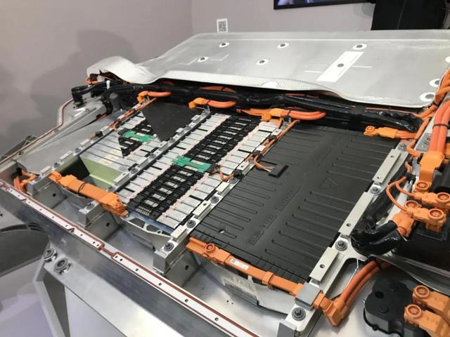 试驾宝马iX3 这是一台让人“惊艳”的纯电动SUV