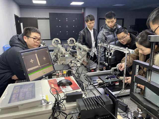 人才|“引育用留”人才撬动企业创新发展，洞泾镇打造近悦远来、活力迸发的人才环境