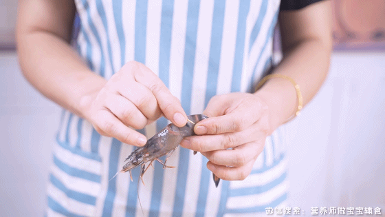 超级宝妈■辅食中的“脑黄金”，比核桃管用10倍！补脑补钙，女儿点名要吃