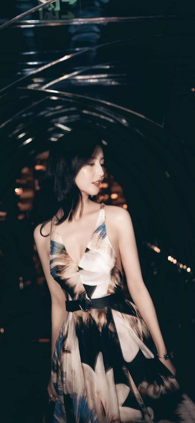 原味哆啦|佟丽娅壁纸，真的太漂亮啦