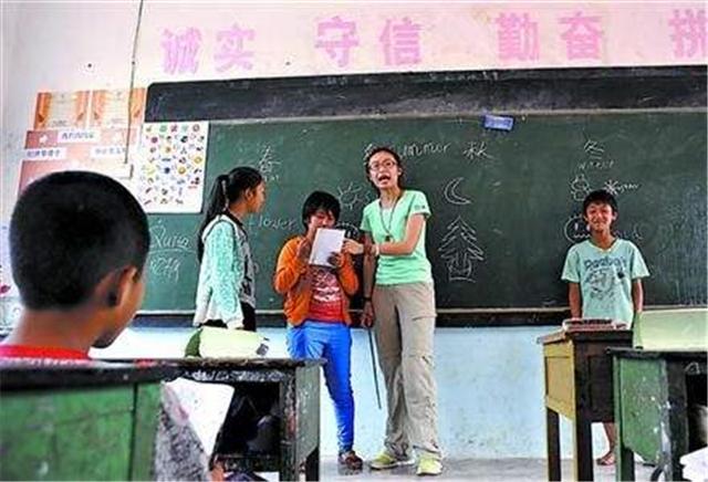 「你的育儿经」英语成绩好的孩子，基本上有这3个特征，学渣：一个不占