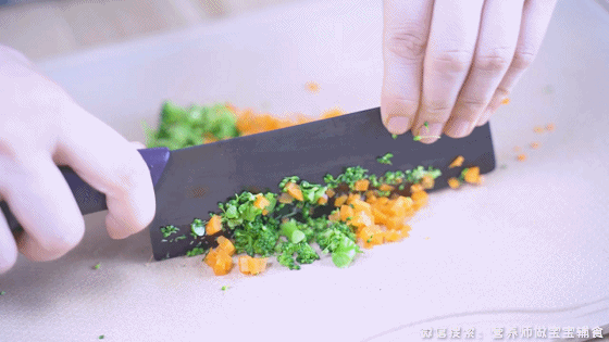 超级宝妈■辅食中的“脑黄金”，比核桃管用10倍！补脑补钙，女儿点名要吃