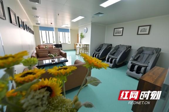 医护人员|“三室三餐一休”这里的医务人员幸福感满满