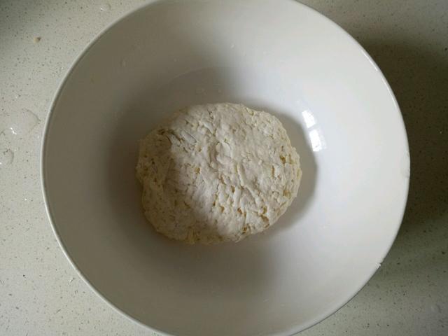 2个苹果，1碗面粉，30年第一次吃到这个新做法，上桌就光了