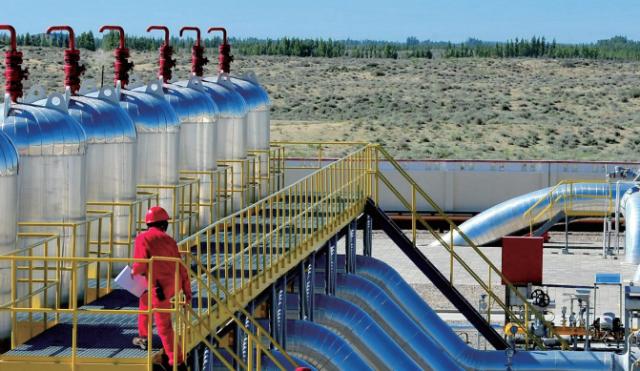 听说京企计划向北京以外发展，他们第二天一早便登门拜访……