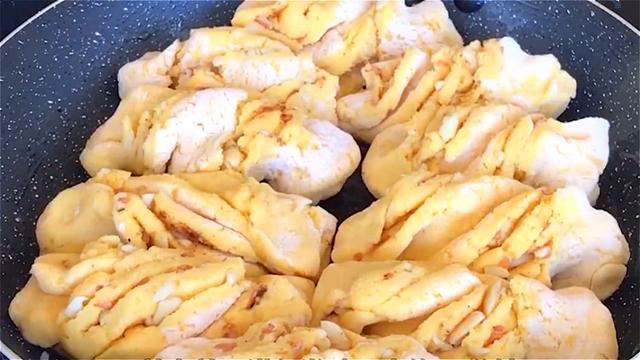 玉米面最好吃的做法，看着都流口水，暄软细腻，越嚼越香