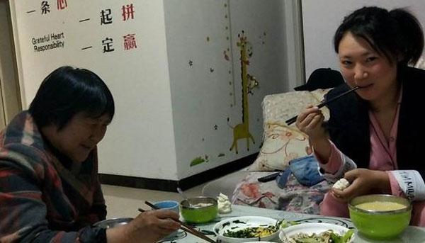 『你的育儿经』怀孕后，能帮你准备这四样东西的婆婆，是把你当亲生女儿了