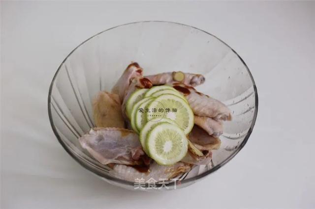 天气凉别再吃冷饮了，试试这道甜品吧！超级好吃又补气血哦