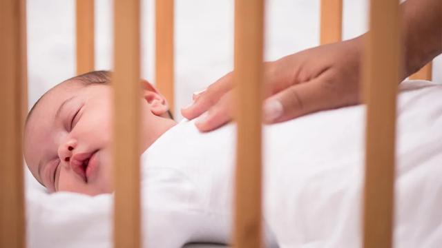「超级宝妈」新生宝宝的这些现象令人担忧？有些不必担心，但有些一定要注意
