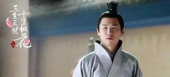 拱白菜的小猪|70岁老戏骨王馥荔，儿子竟是我们熟悉的他，多次与杨幂合作被捧红