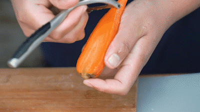 馋了半年，终于吃到了它！肥美的口蘑，清爽的胡萝卜...