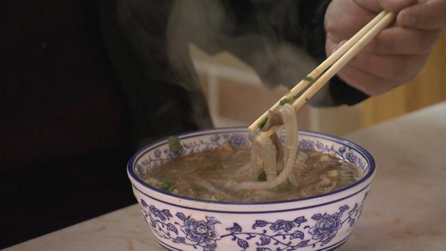 风雪无阻、逆“寒”而上！陕西延安二道街特色美食越夜越火