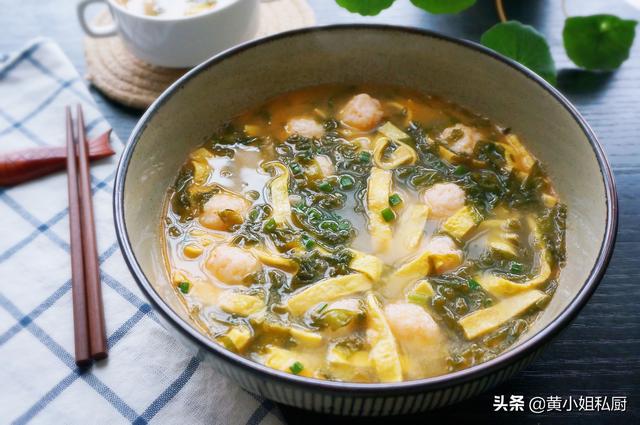 超级宝妈：进入春天，不吃肉也要吃这丸子汤，一周吃2次，宝宝长高个
