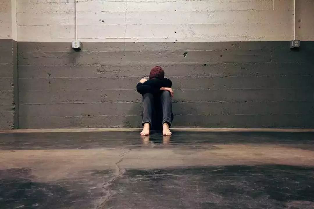 At 3 AM, she jumped from the 17th floor, a young person ruined by online lending