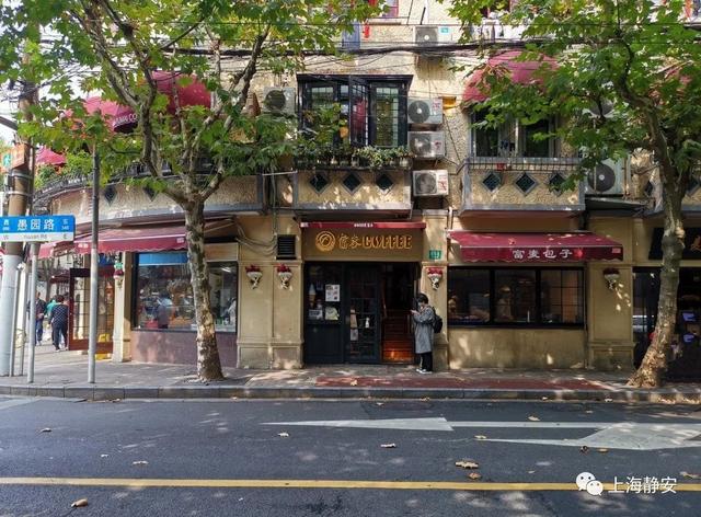 咖啡|富春小笼开咖啡店啦！老店跨界、阳光露台、咖啡蛋糕，潮