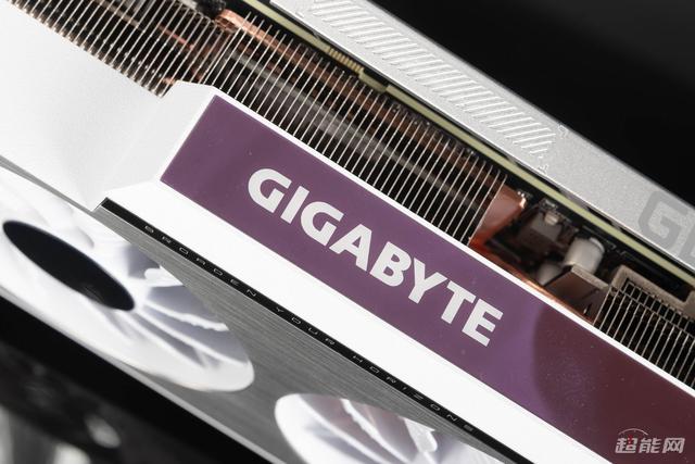 技嘉RTX 3080 VISION OC雪鹰显卡评测