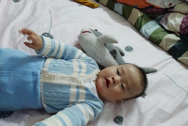 养“高需求”宝宝是啥体验？网友讲述戳中共鸣，这类孩子太难带了