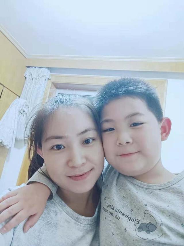 长得真像!京都实验幼托园的孩子们纷纷晒出和妈妈的合影