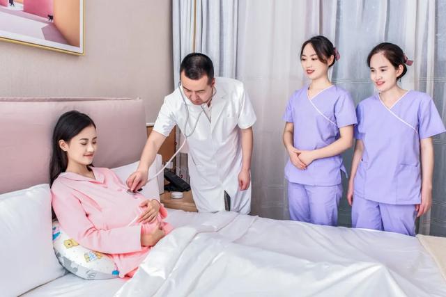伐木累|孕晚期妈妈要不要继续上班呢？都有哪些需要注意的？
