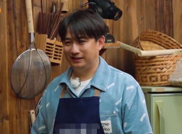 《向往4》卫生被质疑太脏，看清炒菜用的“铁锅”，网友：忍不了|影视交流地