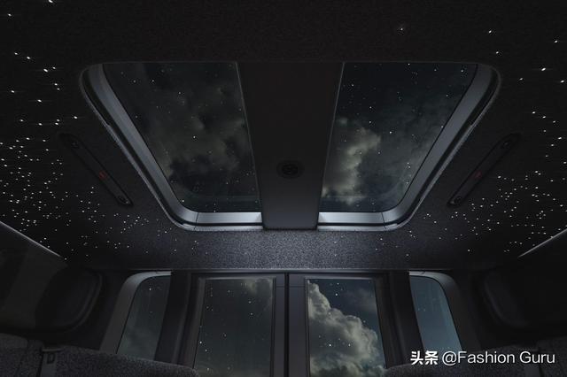 Amazon Zoox 全新自动驾驶车款正式登场