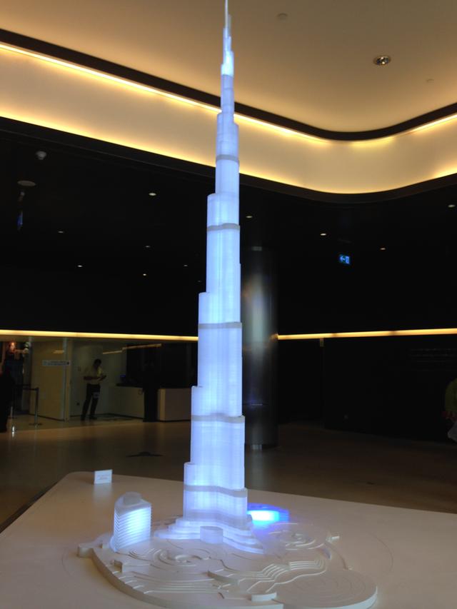 [旅行百事通]我和妈妈2014年的那次迪拜免费旅行(续一哈利法塔）