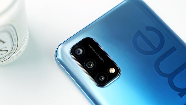 realme Q2测评：天玑800U+120Hz高刷，真香？