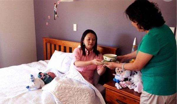 『你的育儿经』怀孕后，能帮你准备这四样东西的婆婆，是把你当亲生女儿了