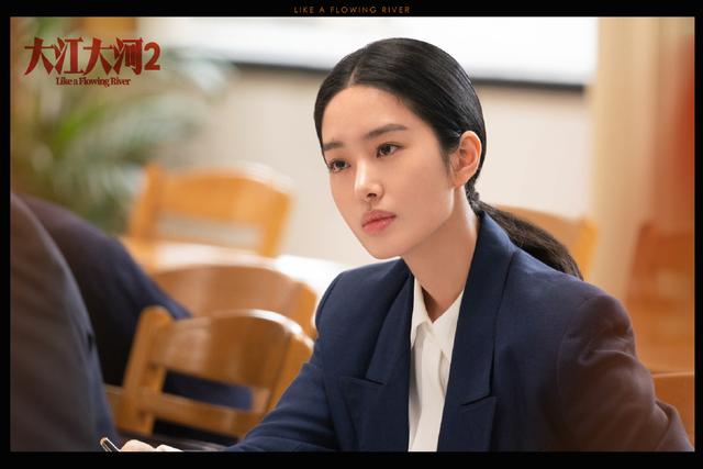 新京报Fun娱乐■《大江大河2》晒王凯杀青照：从小辉升级为宋运辉2.0