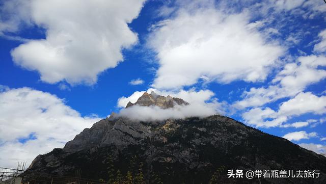 #世界那么大#告别然乌湖，走进冰川之乡，藏王故里的波密，原来西藏也有个江南