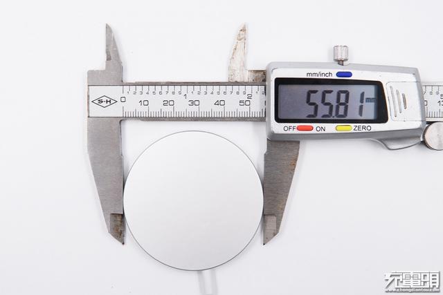 苹果MagSafe磁吸式无线充是指向未来的吗？