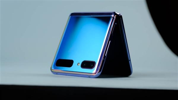 「环球网」三星Galaxy Z Flip保护壳是什么样子？