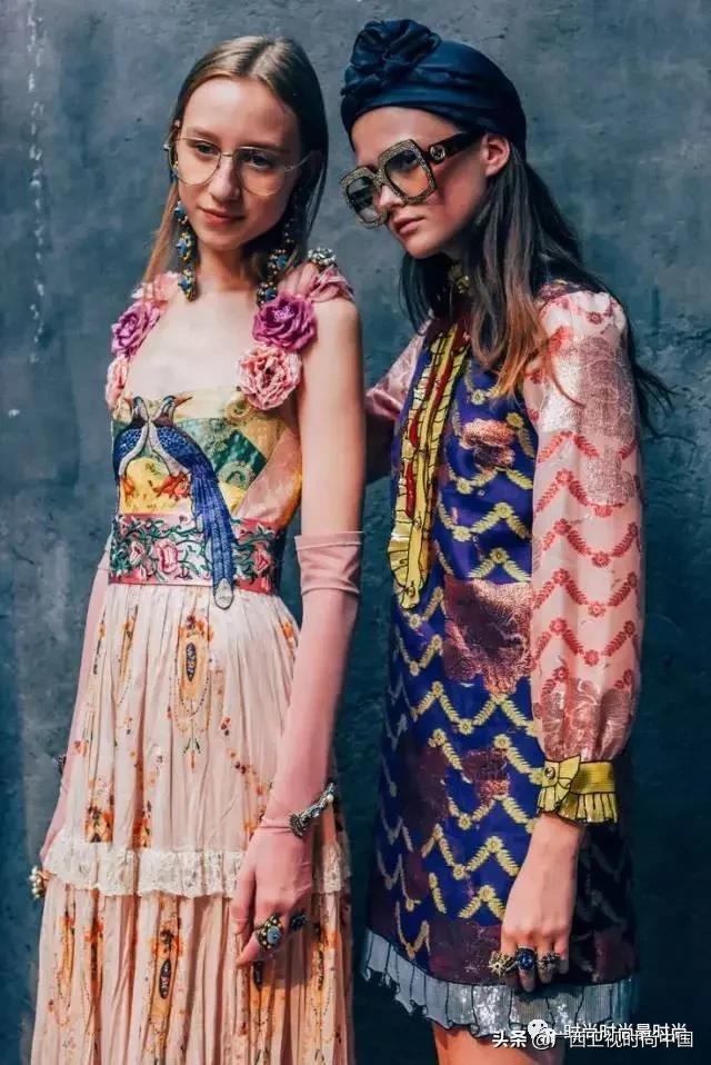 第五大道注意到这个小细节~你与时尚就是一“袖”之隔的距离