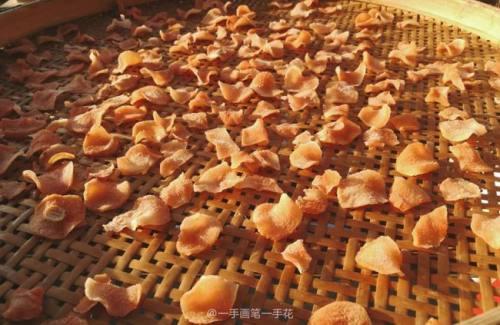 冰糖山楂片，酸酸甜甜就是我