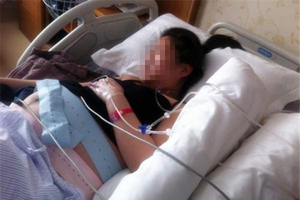 「超级宝妈」临近预产期，除了破水和见红，孕妈妈这4个表现也说明宝宝快来了