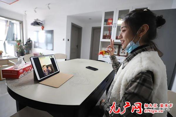 [你的育儿经]停课不停学 线上教学“一校一策”