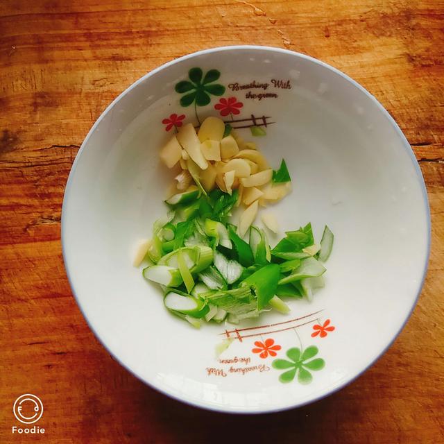 你的育儿经@隔三差五给孩子吃些它，营养丰富又美味，不用担心孩子挑食不长个