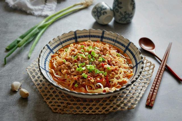 吃再多鸡蛋牛奶不如吃它！孩子个子蹭蹭长，香过馒头饺子